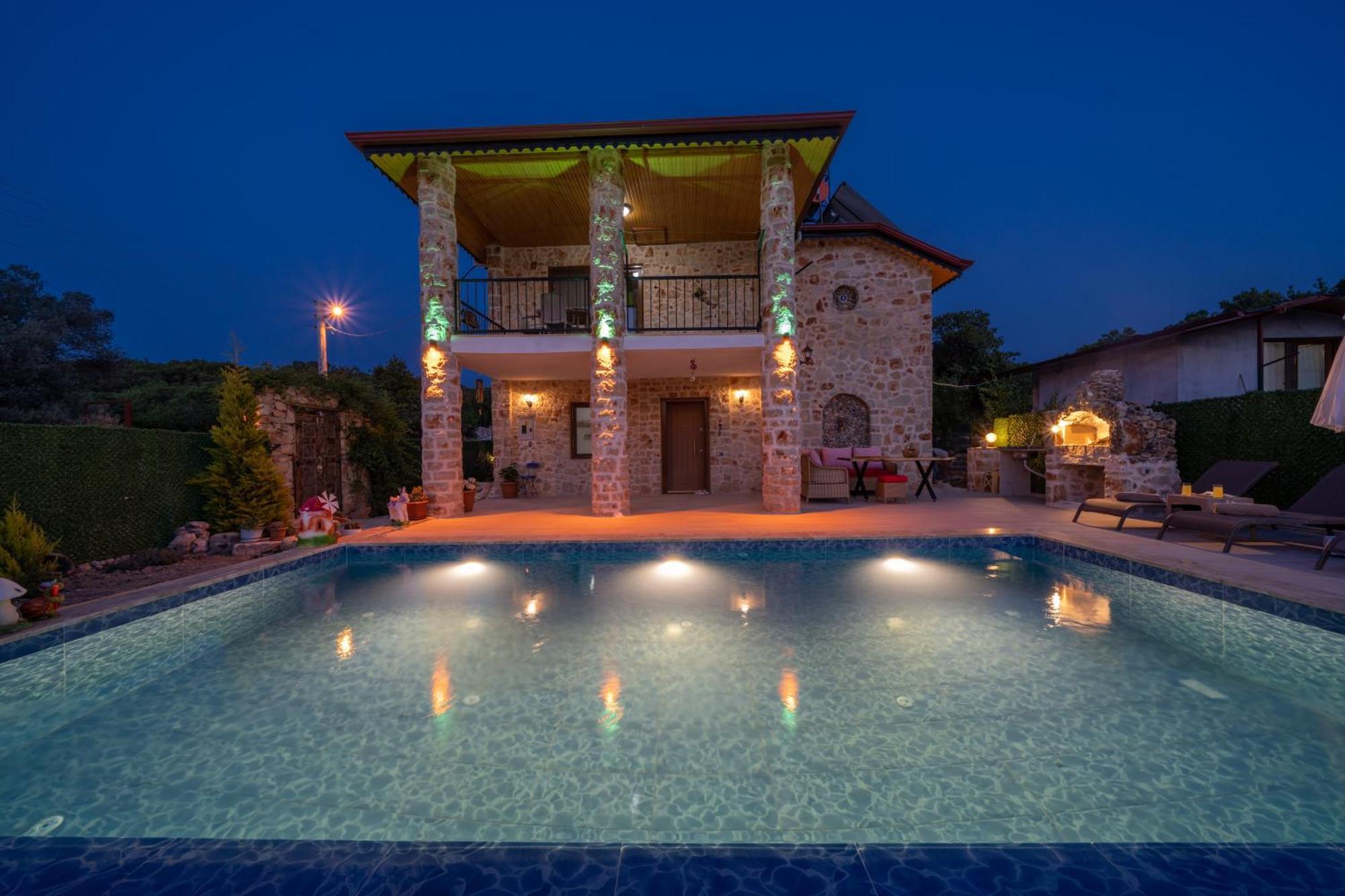 Guenes Villa Kas
